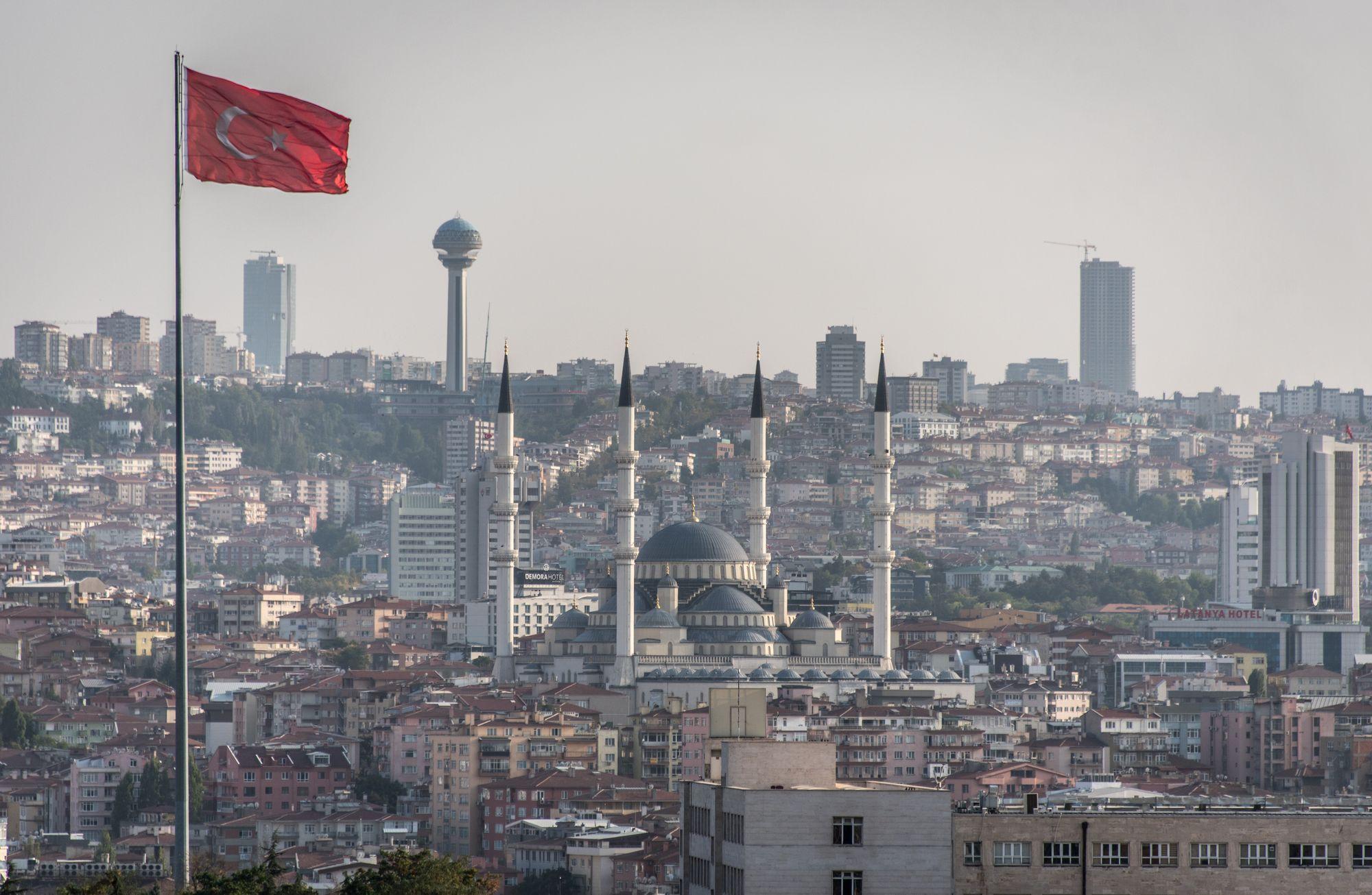 14 Mayıs’a günler kala, Kocatepe Camisi’nde bir cuma çıkışı