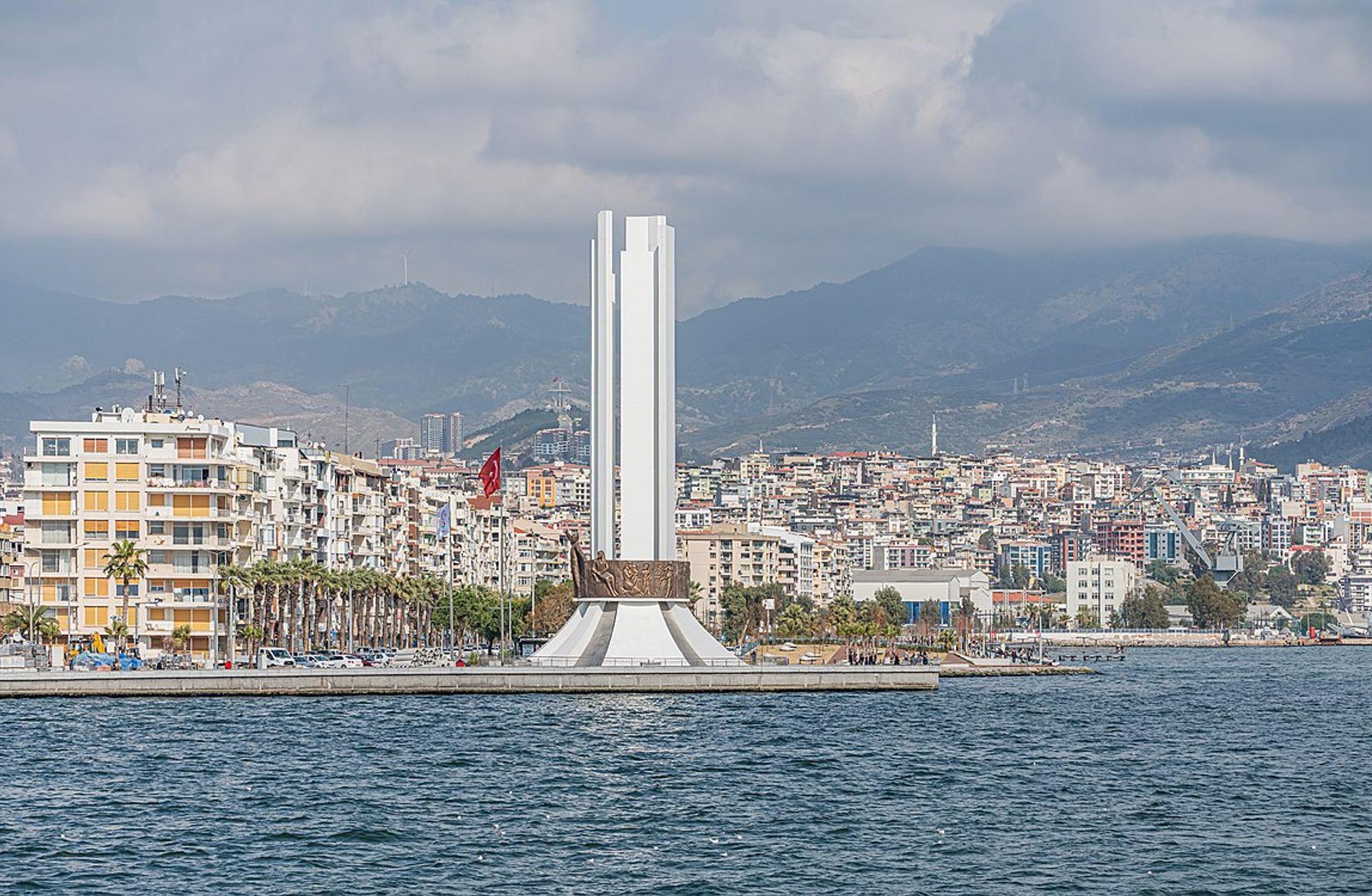 İzmir ikinci bölge: 2018 sonuçları, öne çıkan adaylar