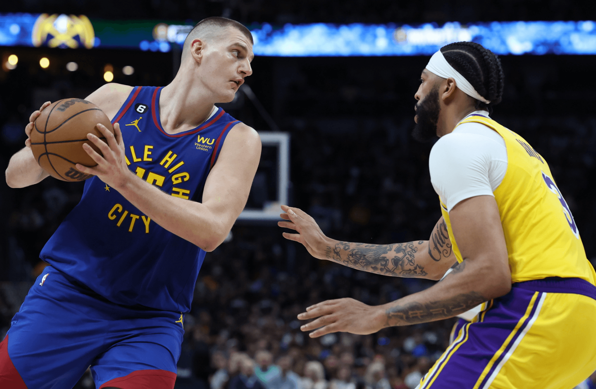 Nuggets seriye 1-0 önde başladı