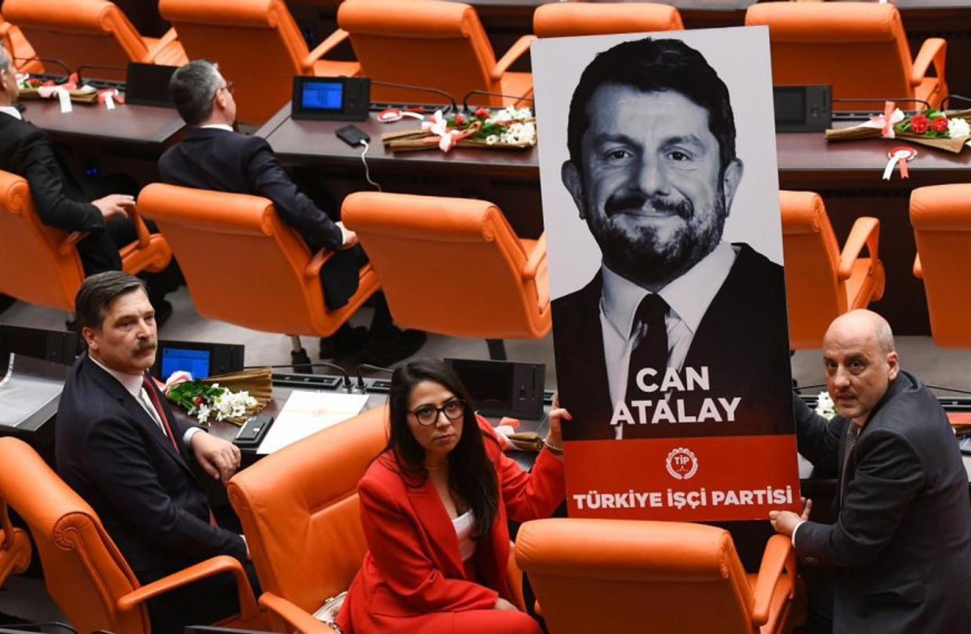Can Atalay’ın Tahliye Edilmemesi Temel Hak İhlâlidir