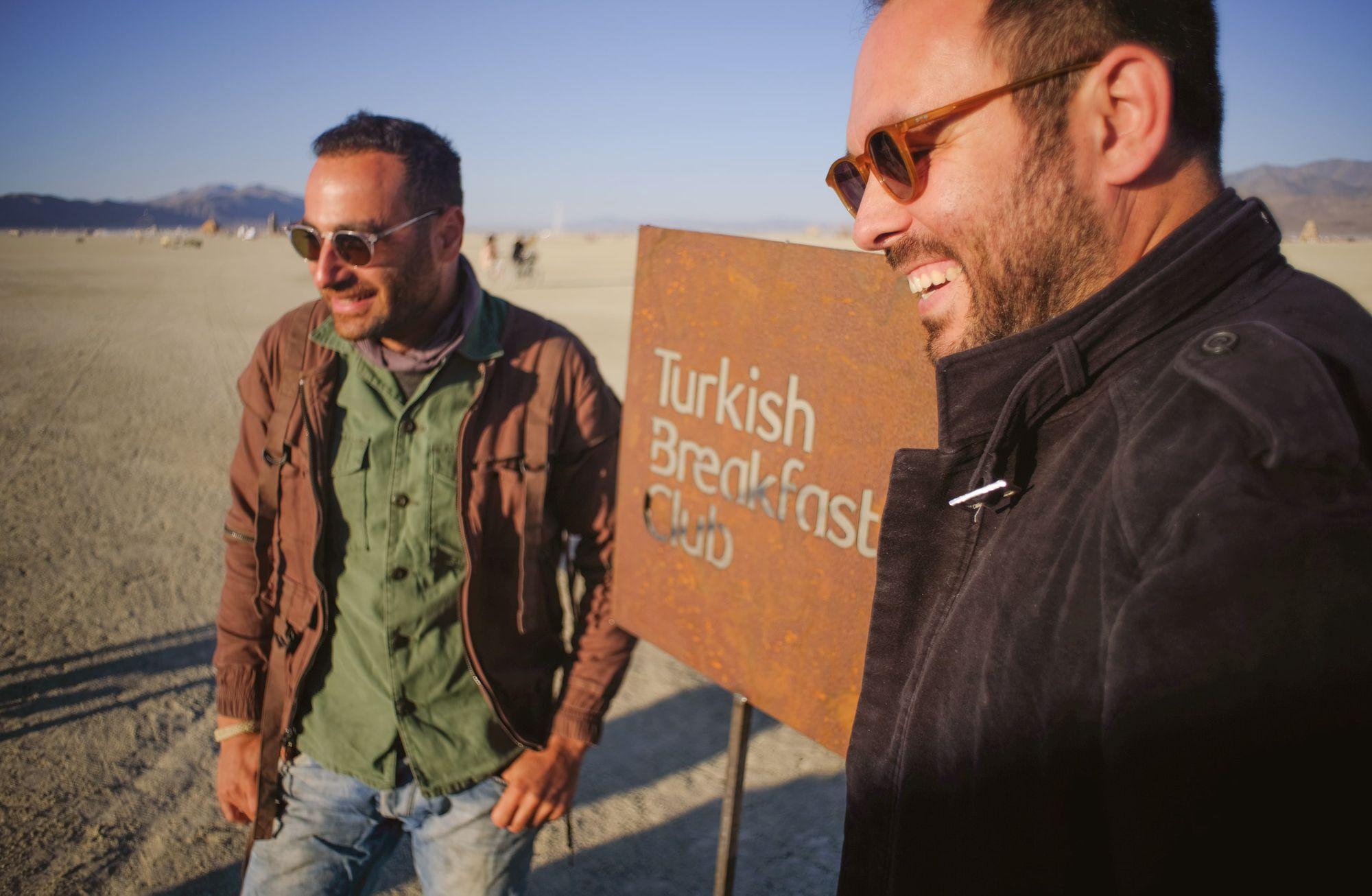 Deniz Hotamışlıgil & Alper Nakri’yle: Turkish Breakfast Club 
