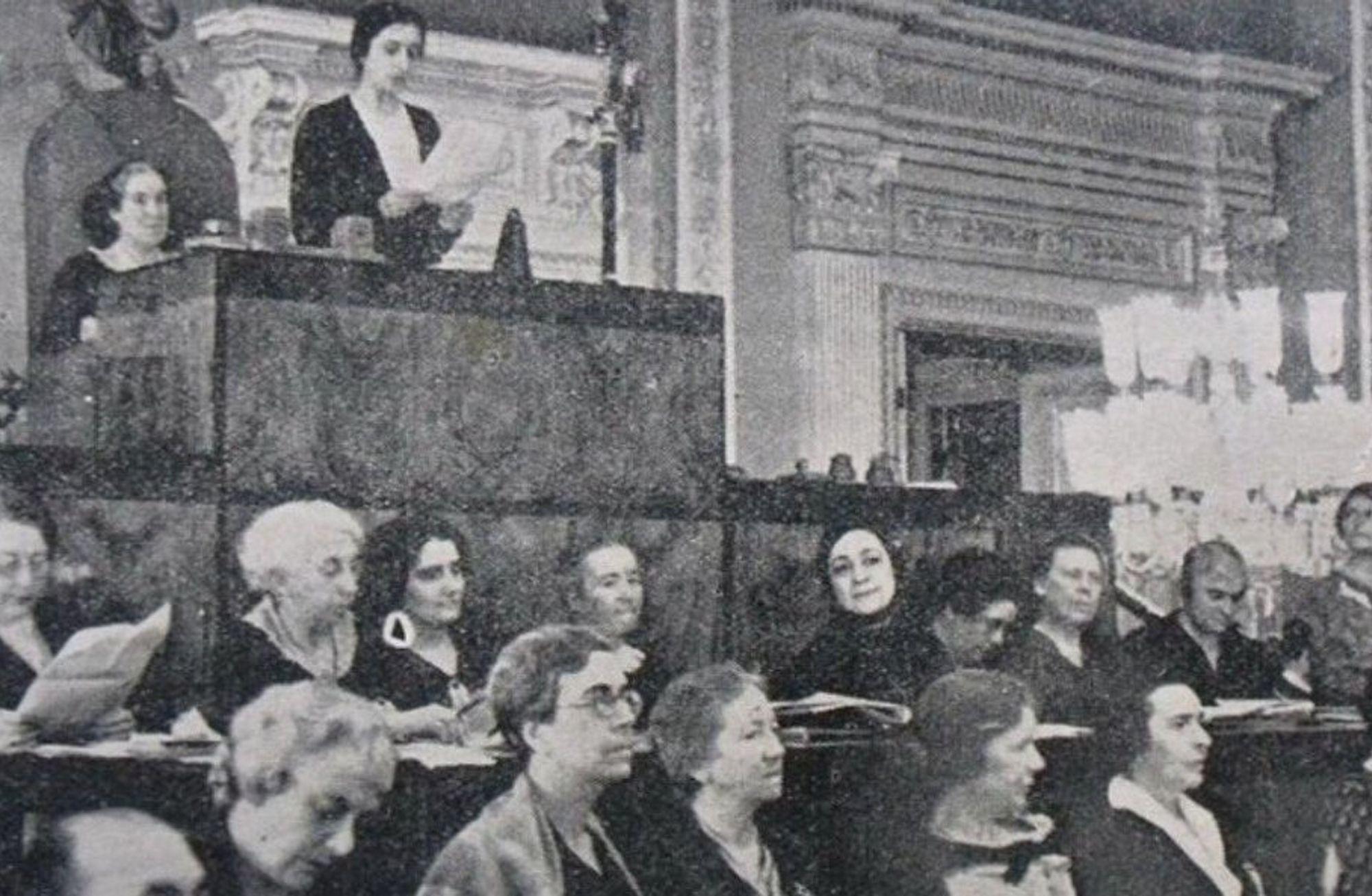 Kurtuluştan kuruluşa: Cumhuriyetin kadınları