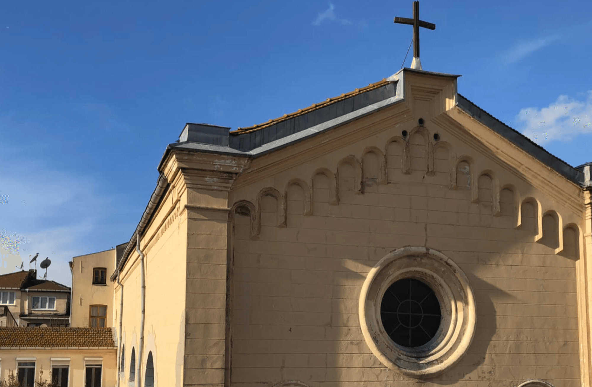 Sarıyer'de Santa Maria Kilisesi’ne saldırı