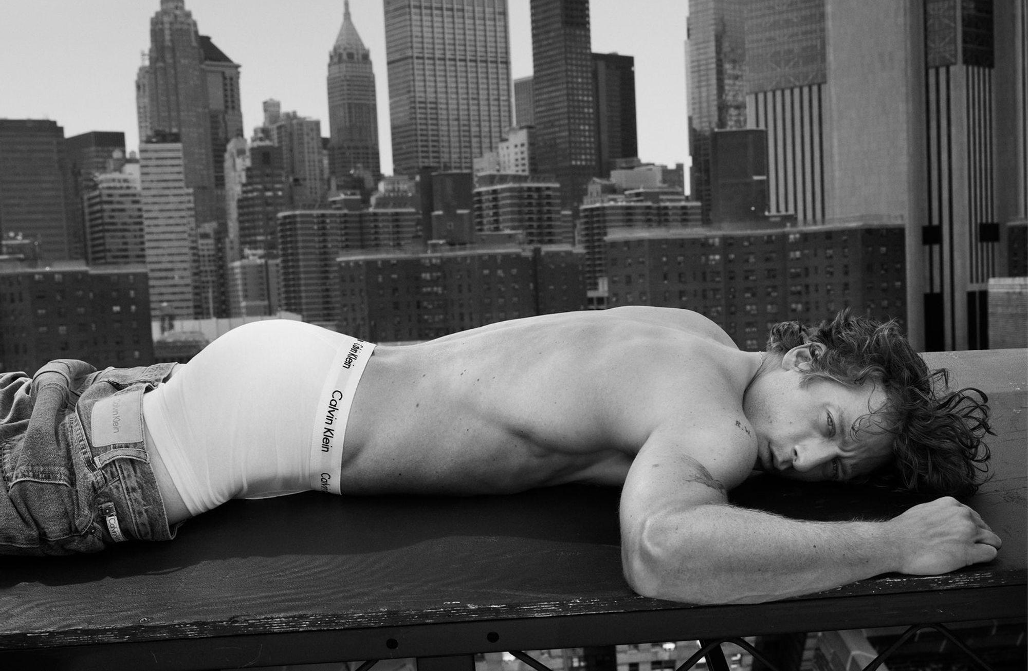 Calvin Klein, lastikli dona nasıl sınıf atlattı?