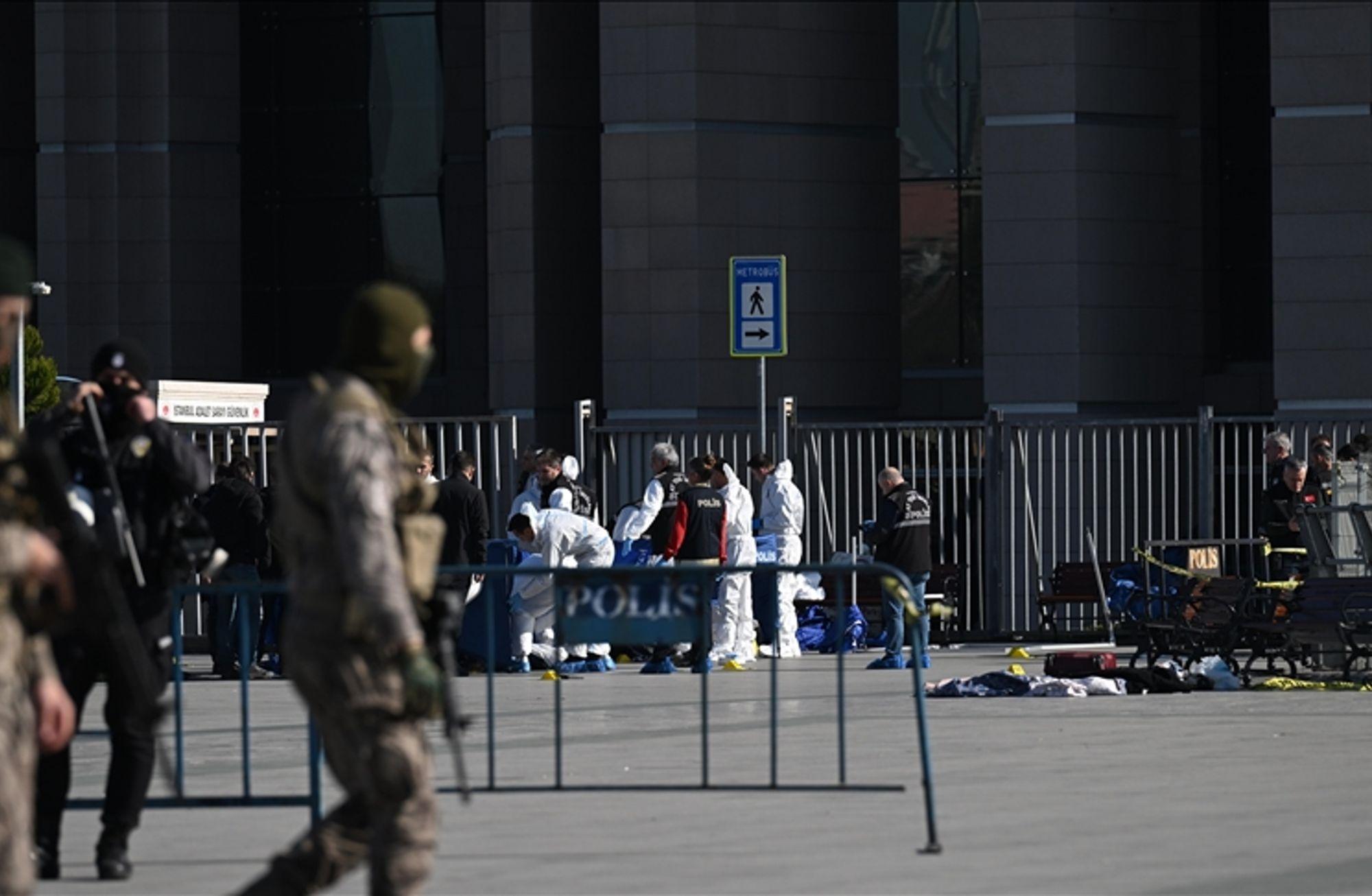 Çağlayan Adliyesi'ne silahlı saldırı