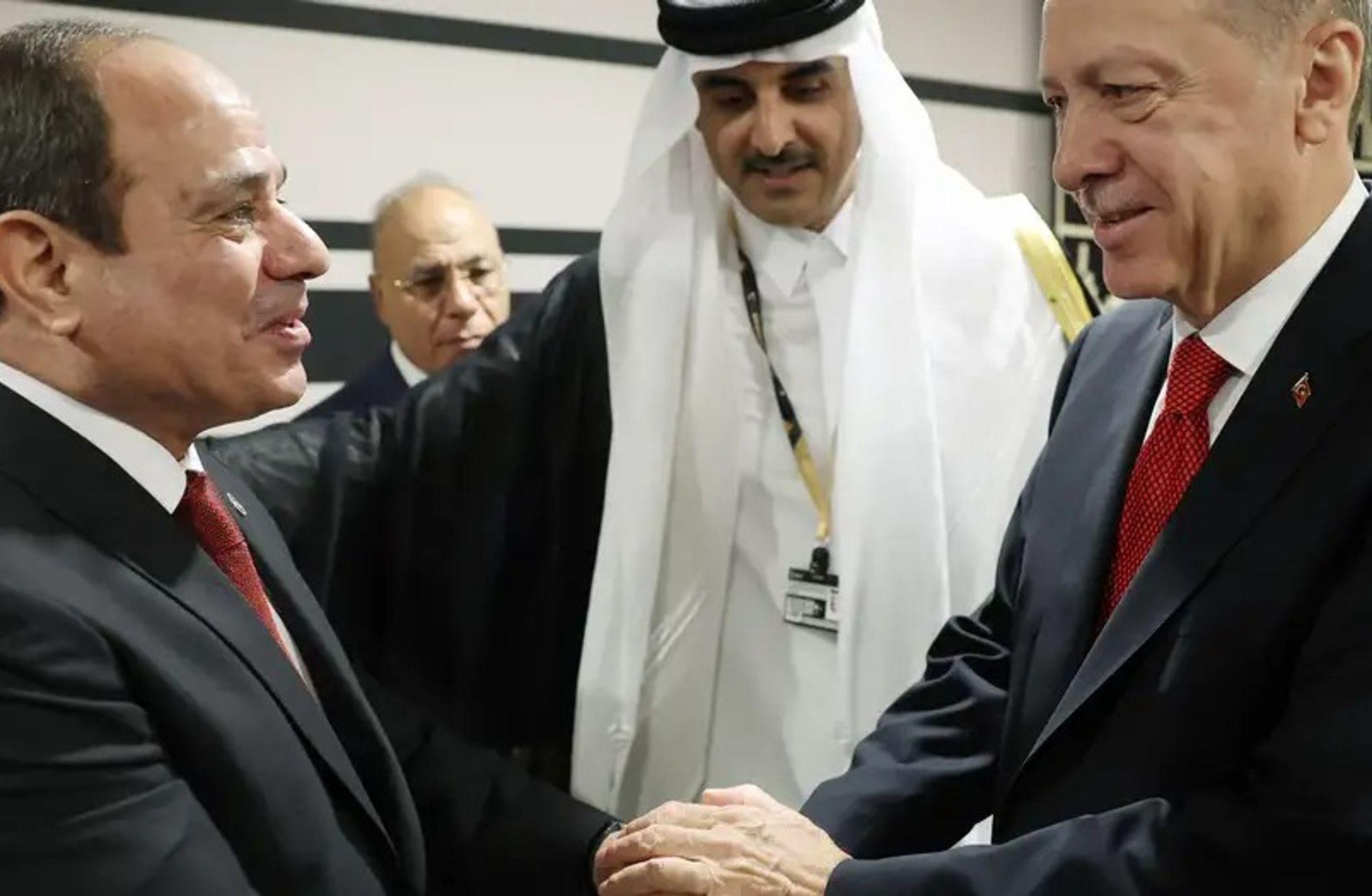 Erdoğan'dan tarihî ziyaret: Mısır Cumhurbaşkanı Sisi ile görüşme