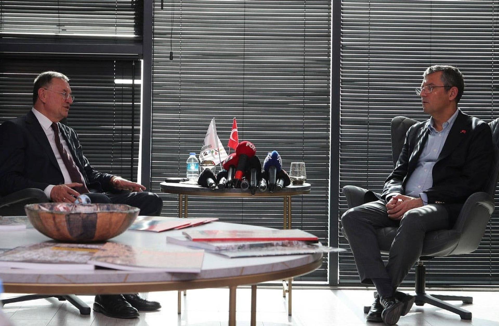 CHP, Hatay'da 'Lütfü Savaş'la devam' dedi