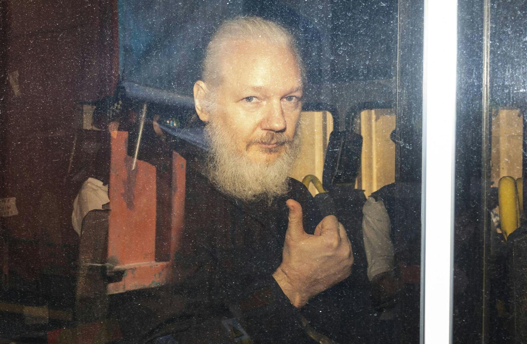Julian Assange’ın ABD’ye iadesi karara bağlanacak