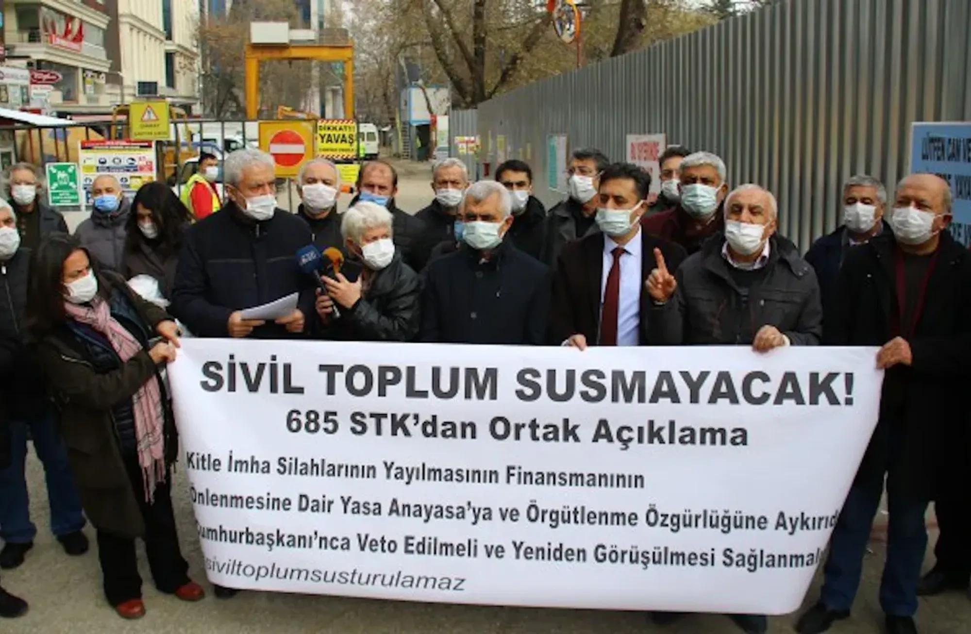 AYM sivil toplumu hedef alan Yasanın bazı hükümlerini iptal etti