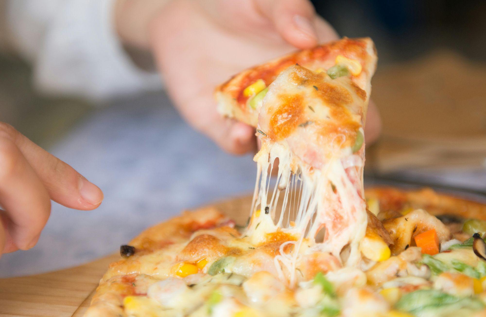 Yapay zekadan inciler: Pizzanıza tutkal eklemeli misiniz?