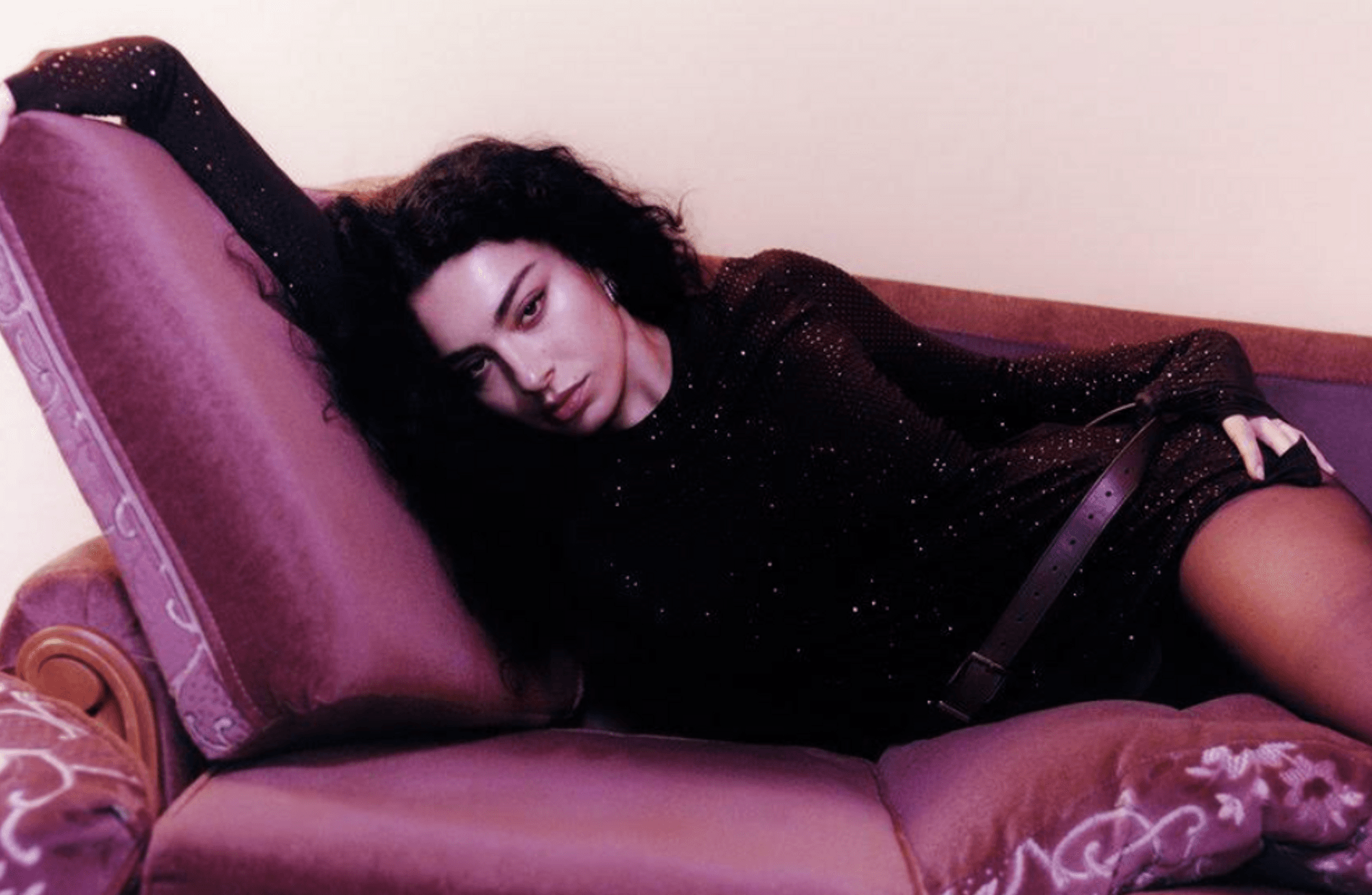 Albüm incelemesi: Charli XCX - brat
