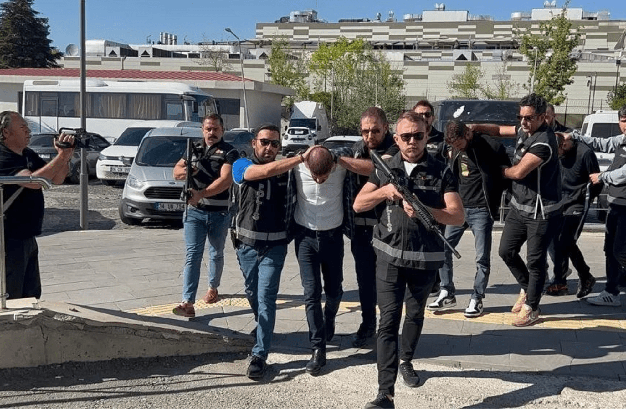 Ayhan Bora Kaplan vakası üzerinden devlet-mafya-siyaset ilişkisi