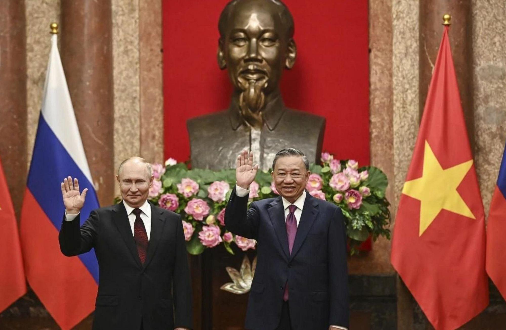 Putin Vietnam'da: Hanoi'nin ‘bambu diplomasisi’ sürecek mi?
