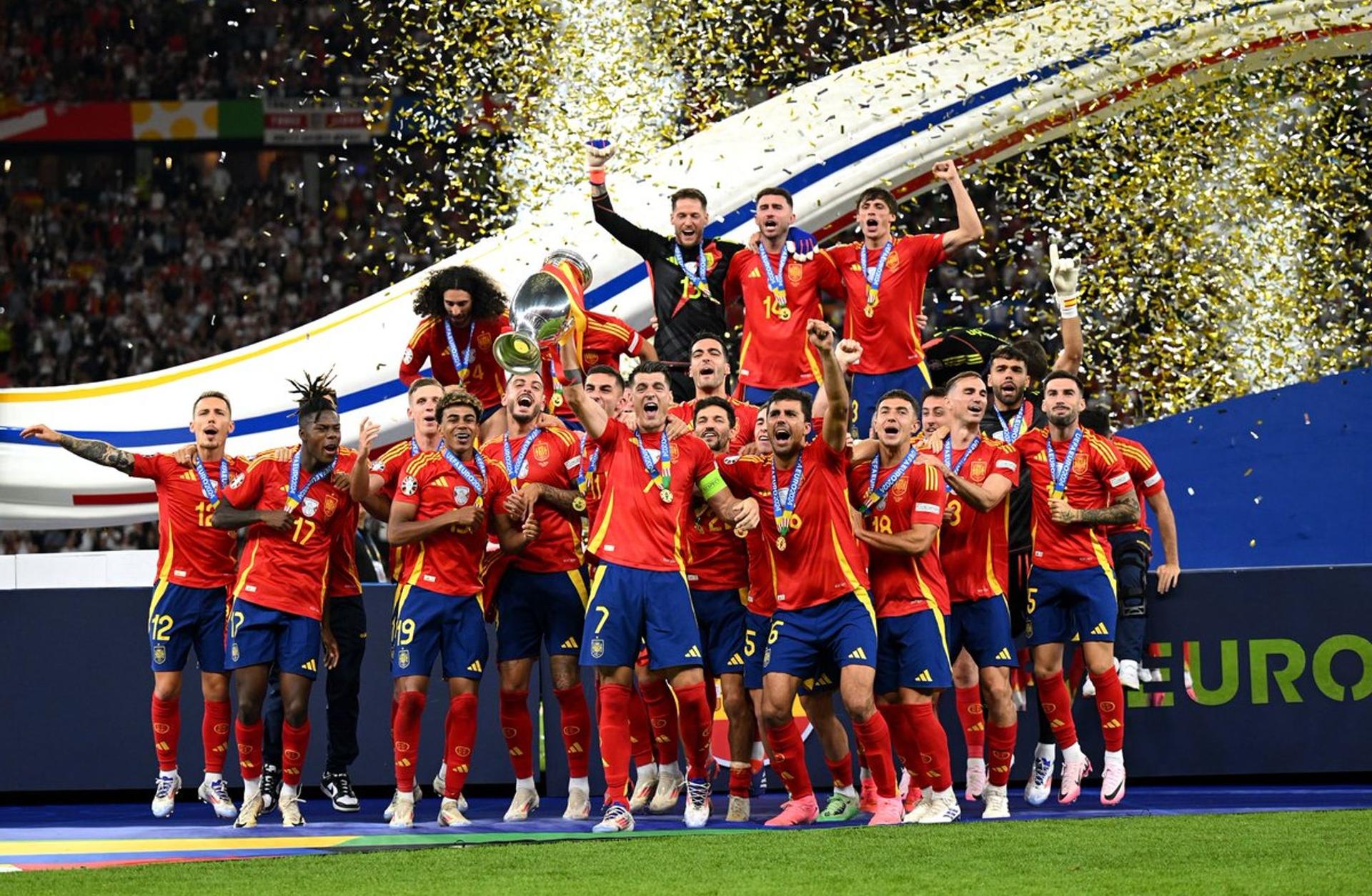 İspanya şampiyon: EURO 2024'ü hak eden kazandı