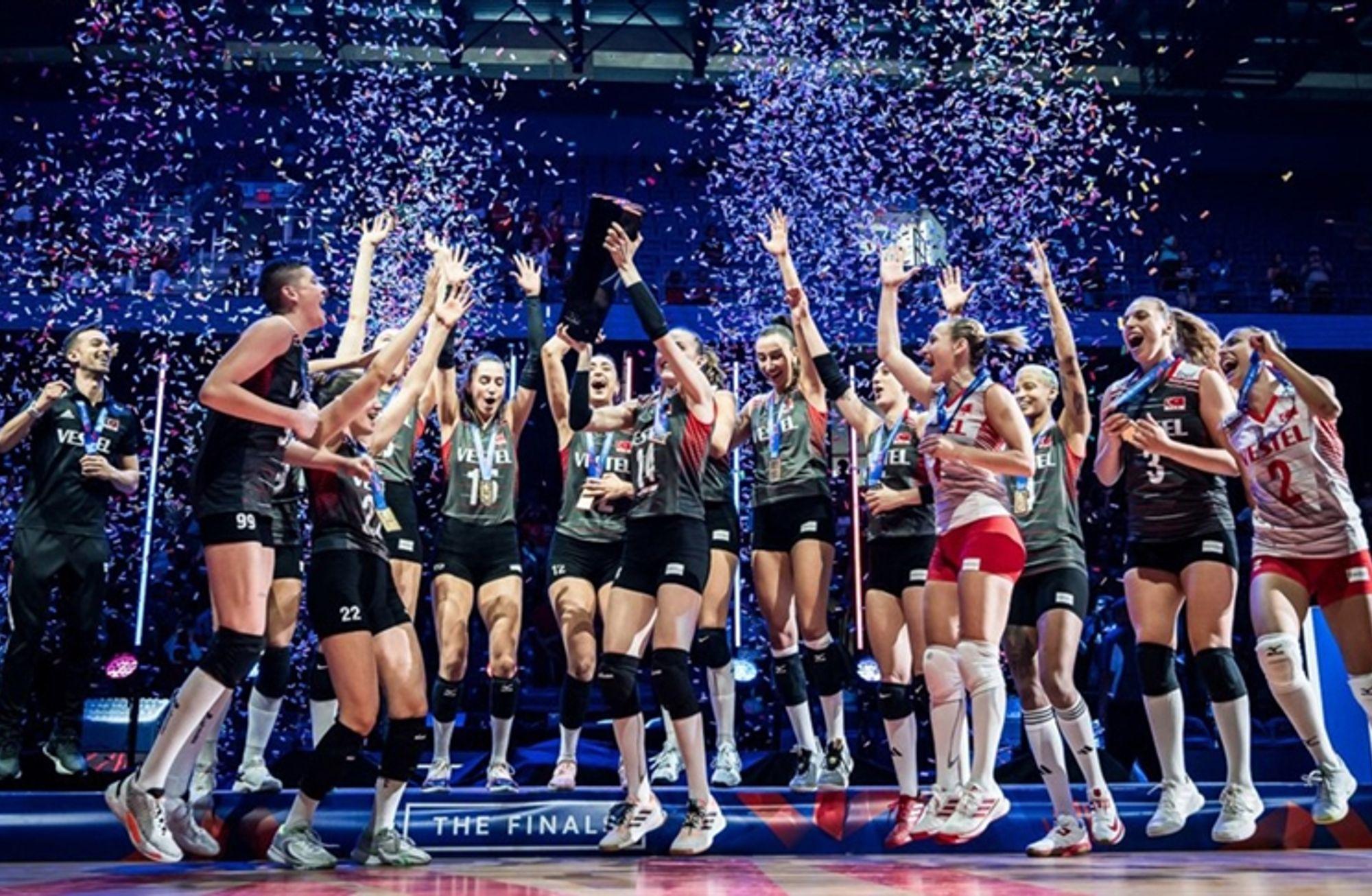 Kadın voleybolunun yükselişi: Türkiye nasıl voleybol ülkesi oldu?