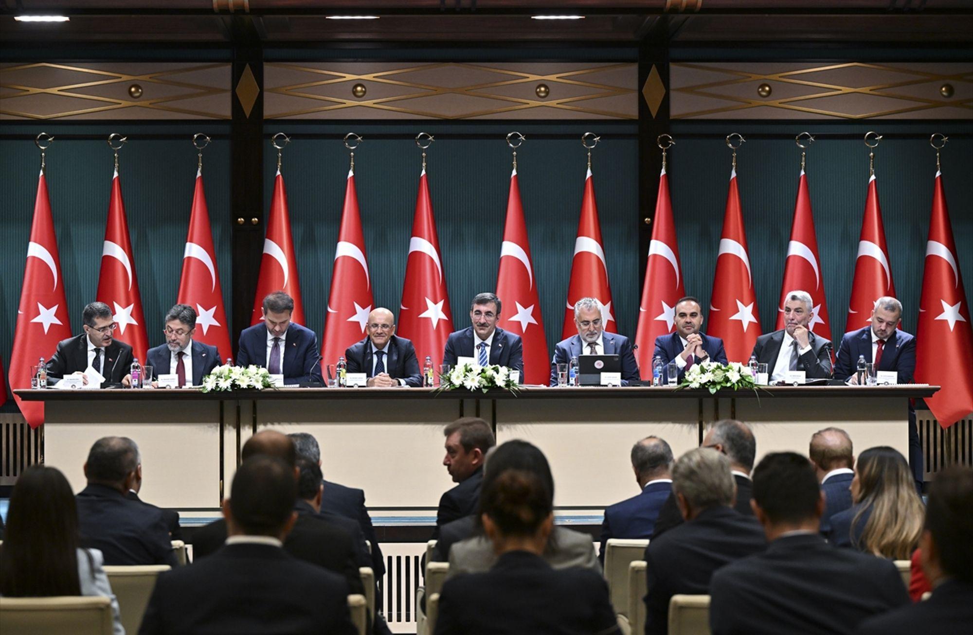 Orta Vadeli Program aslında bir Temenniler Manzumesi mi?
