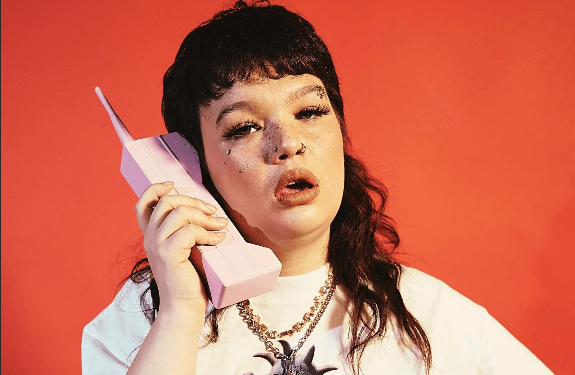 Lola Young: İngiltere yeni Amy Winehouse’unu buldu mu?