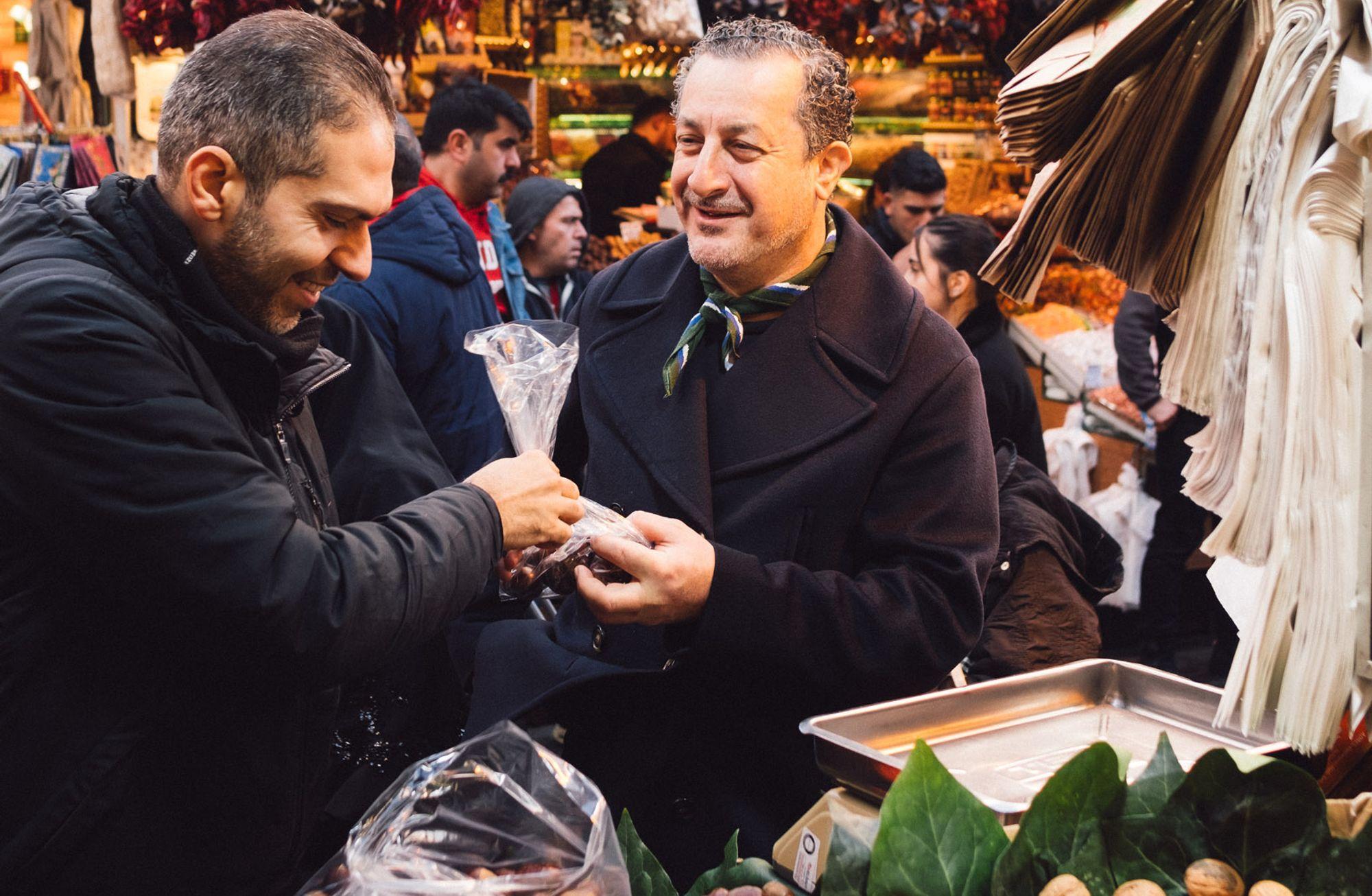 Lübnanlı yemek girişimcisi Kamal Mouzawak anlatıyor: 'Savaşma, yemek yap'