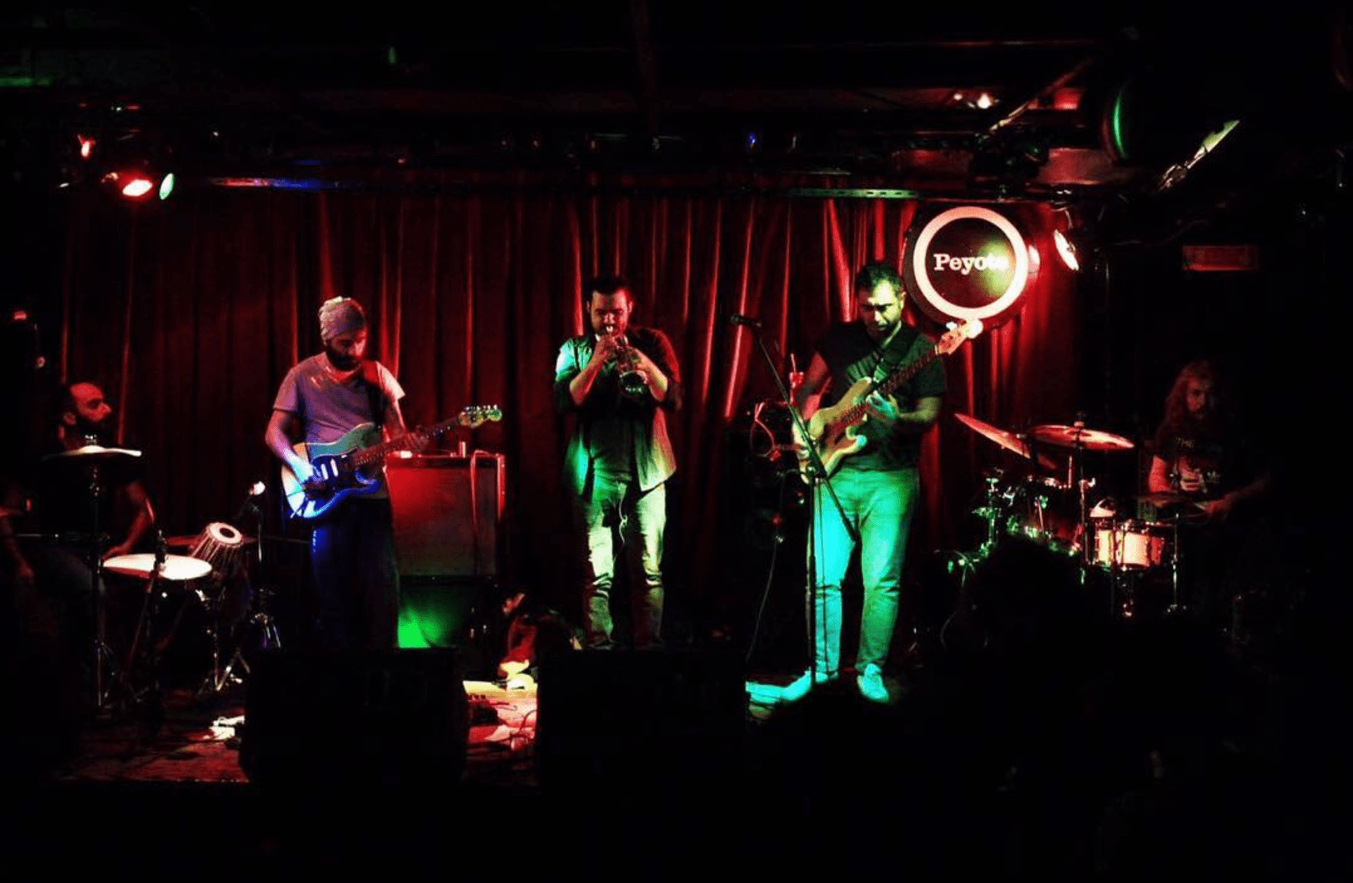 Mekanlar değişirken: Dünden bugüne İstanbul'un canlı müzik sahnesi