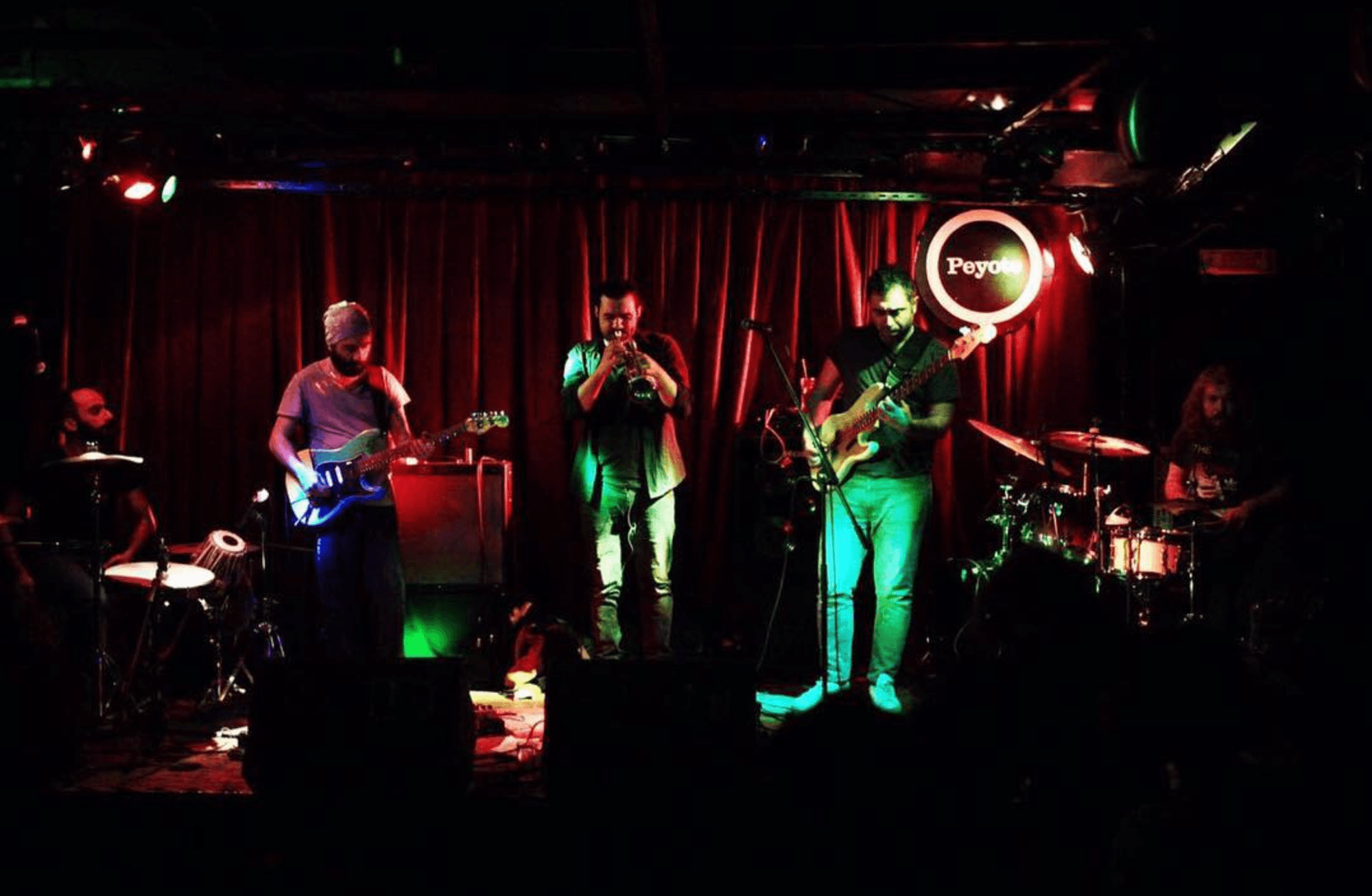 Mekanlar değişirken: Dünden bugüne İstanbul'un canlı müzik sahnesi