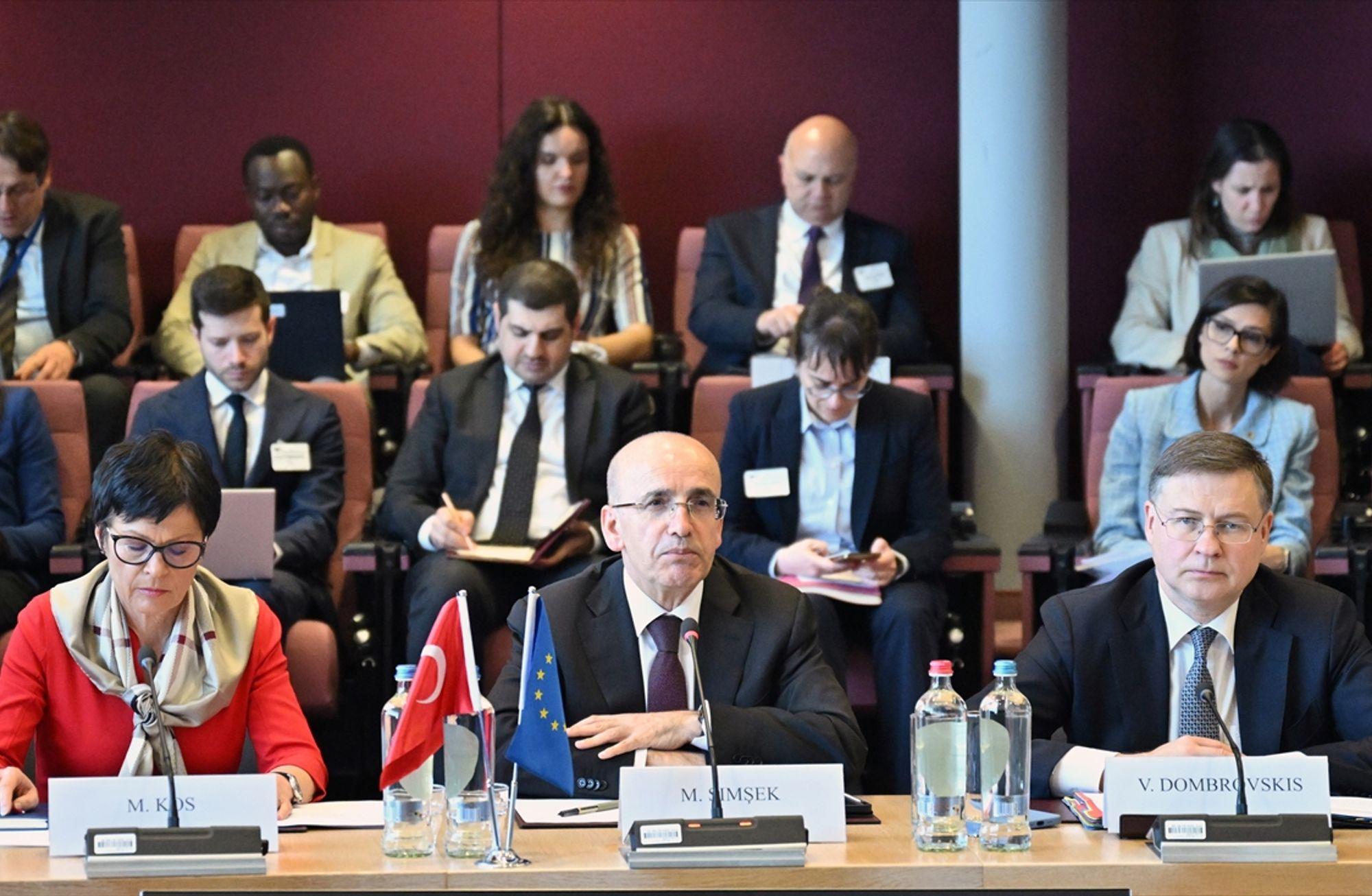 Türkiye-AB Yüksek Düzeyli Ekonomik Diyalog toplantısı: Vize kolaylığı gelecek mi?