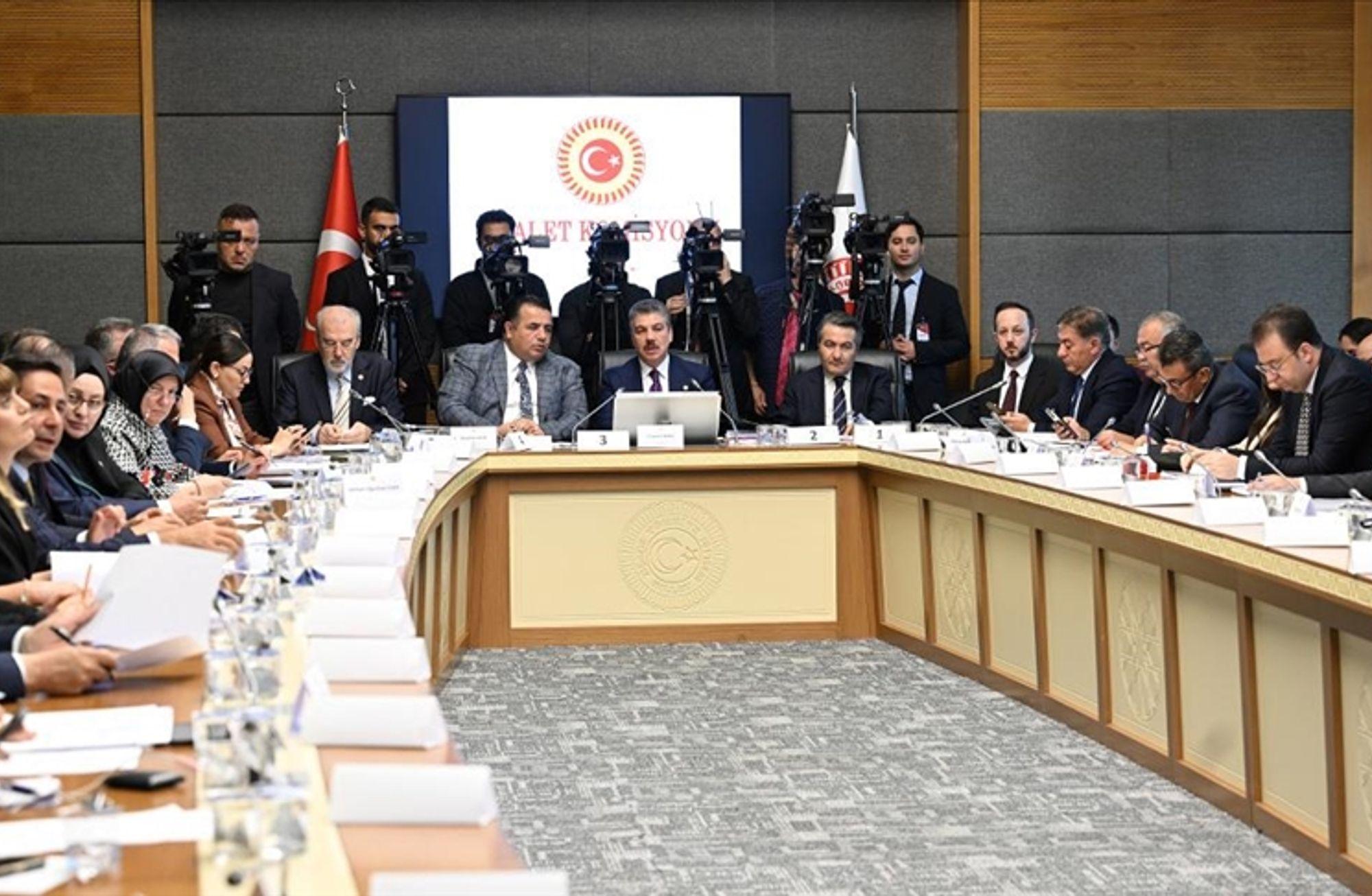 10. Yargı Paketi kabul edildi: Neleri değiştiriyor, neden eleştiriliyor?