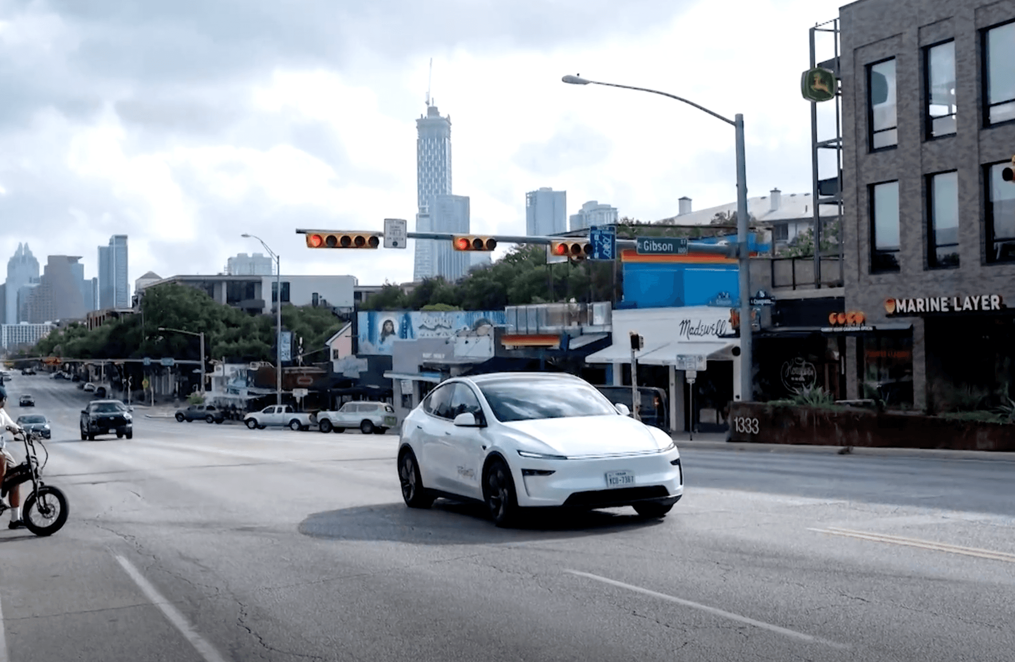 Tesla'nın robotaksileri yollarda: Şimdiden trafik idaresinin radarında