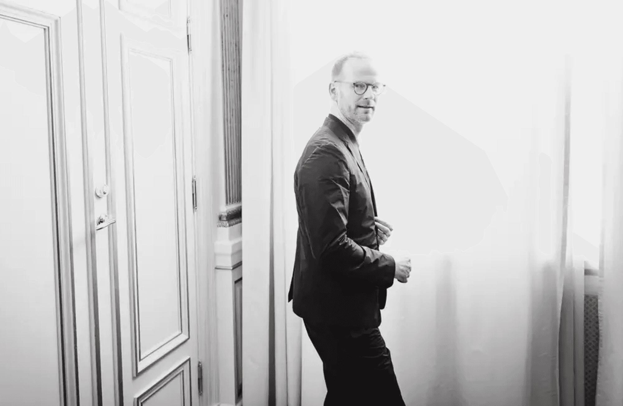 Kırılmayan vazolar, kırılgan kalpler: Joachim Trier'le şefkat, aile ve sinemaya dair
