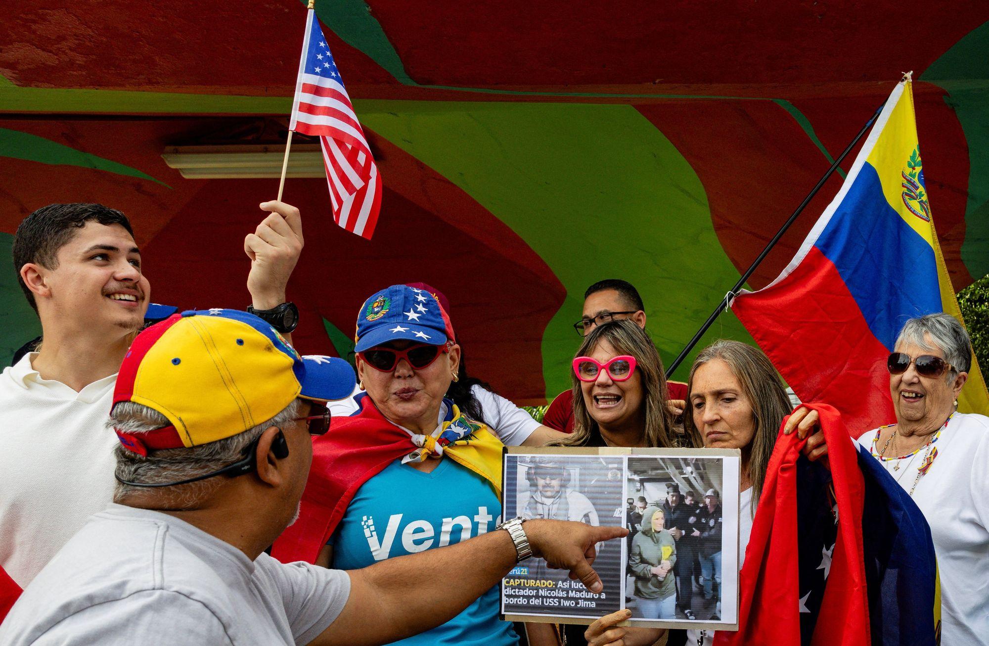 Eski ders kitaplarını yakın: Venezuela'da operasyon, borsada ralli 
