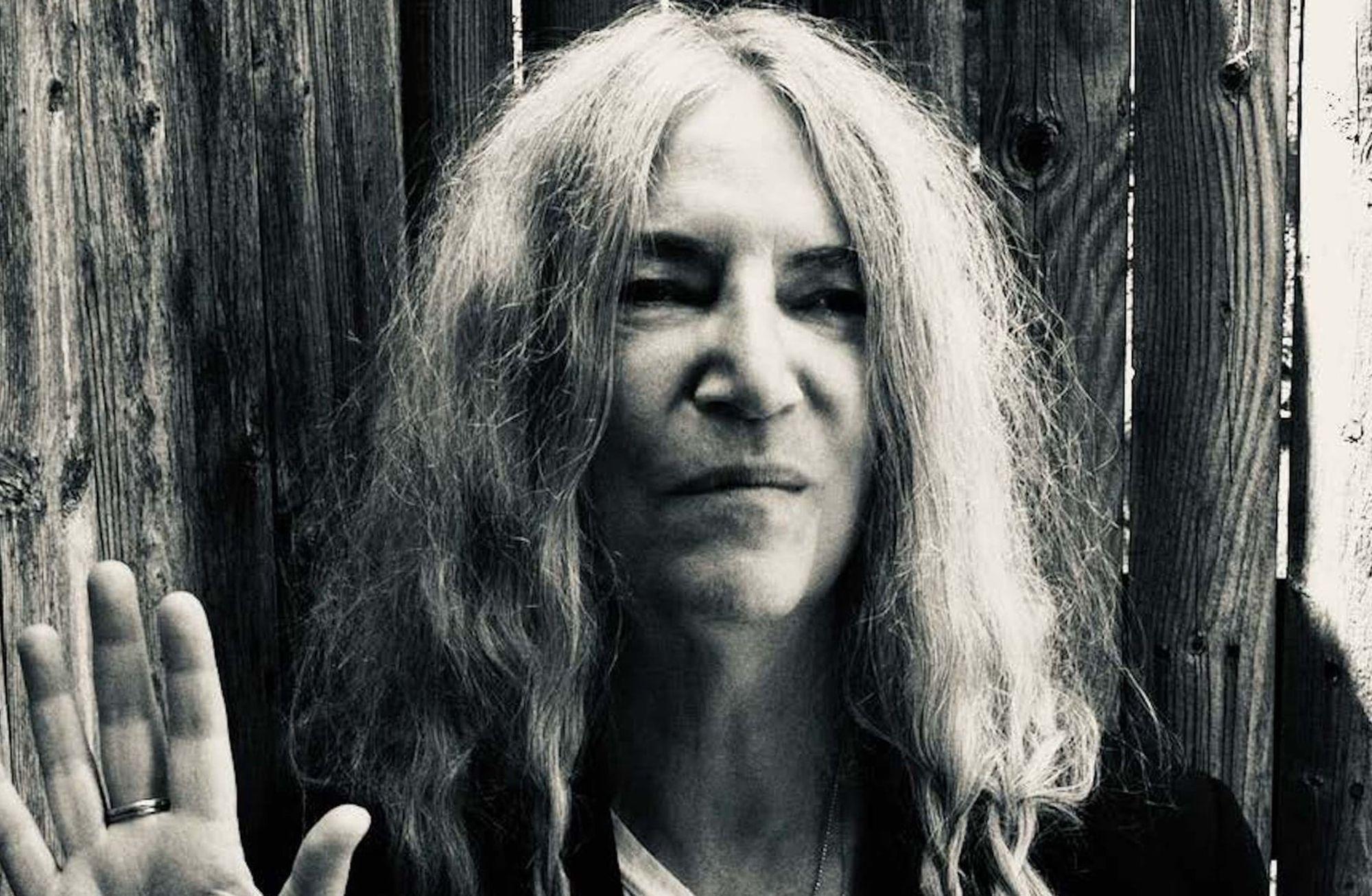 Güzelliğe evrilen acılar: Patti Smith'ten 'Bread of Angels: A Memoir'