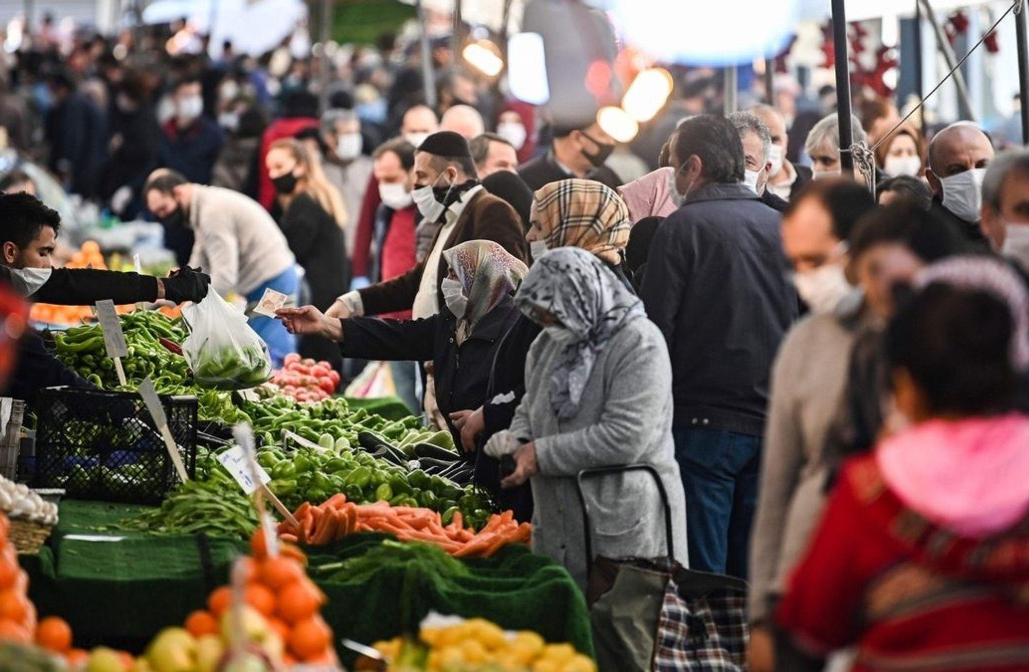 Vatandaş enflasyonu yüksek hissettiğini bir kez daha söyledi 