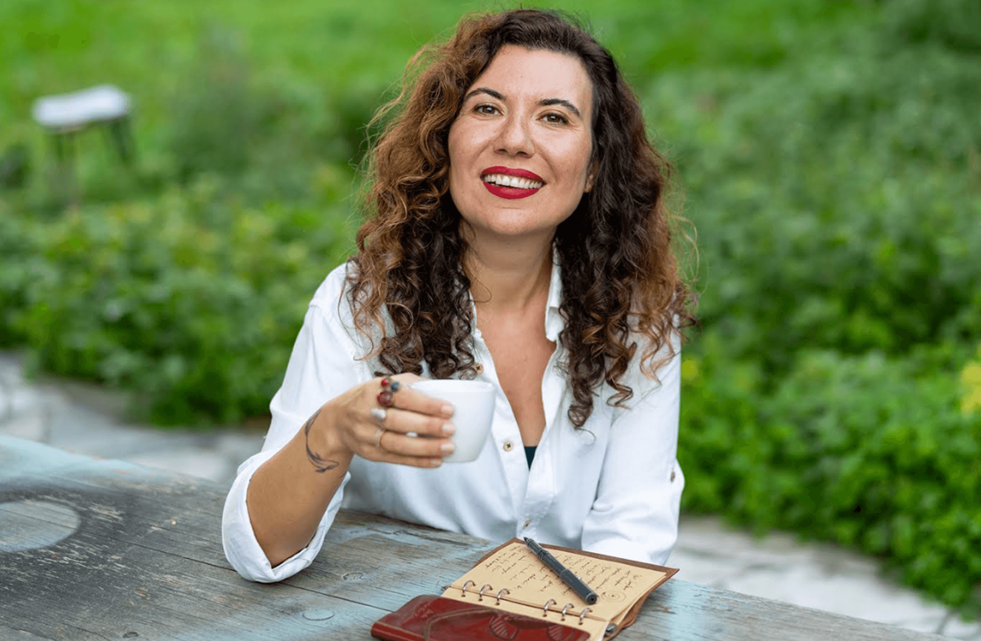 Yeşer Sarıyıldız: 'Distopya geleceği anlatmak için değil, bugünü teşhir etmek için var'