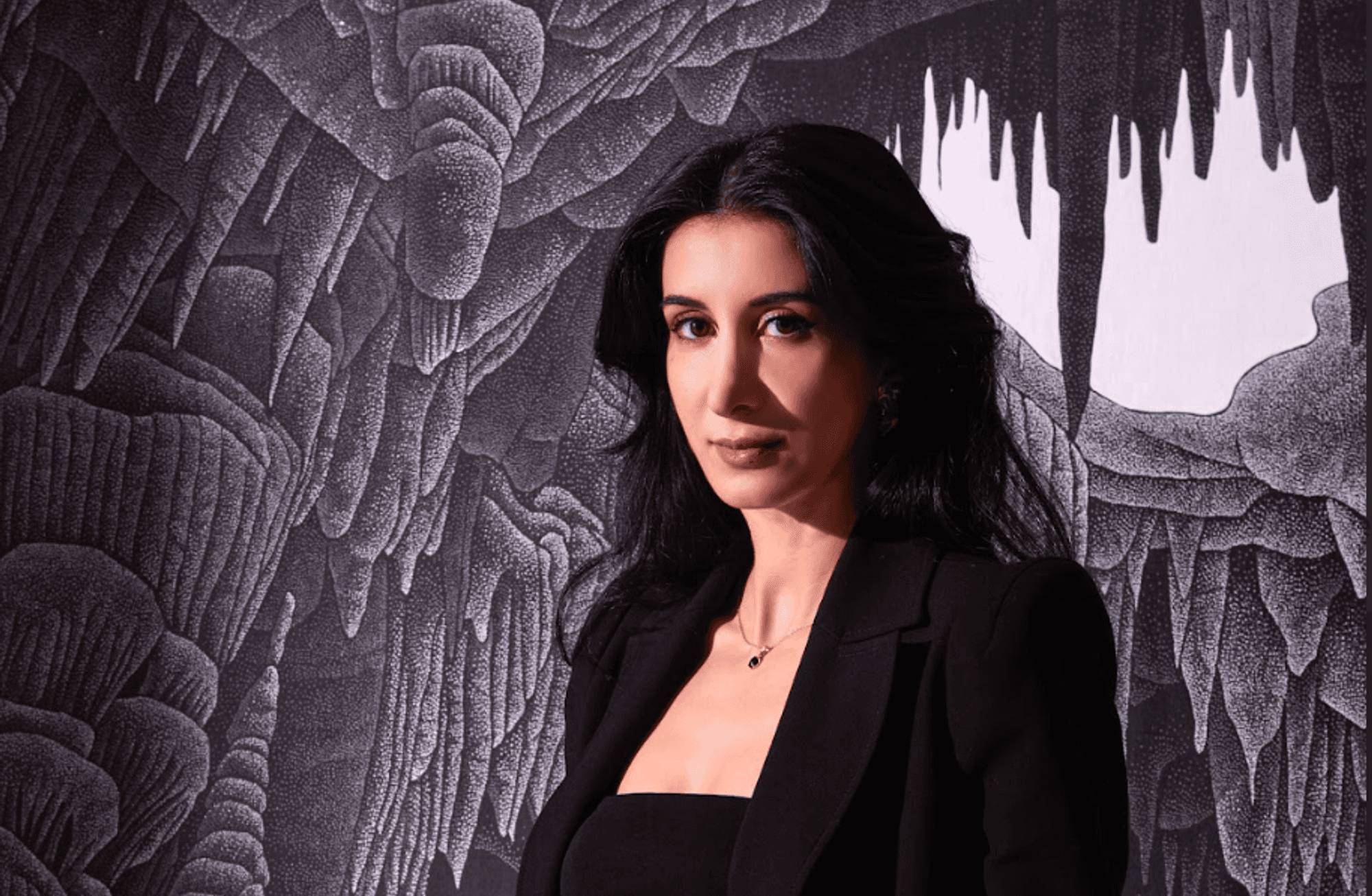 Derinlikte saklı olan üzerine: 'ARKHE: Karanlık'