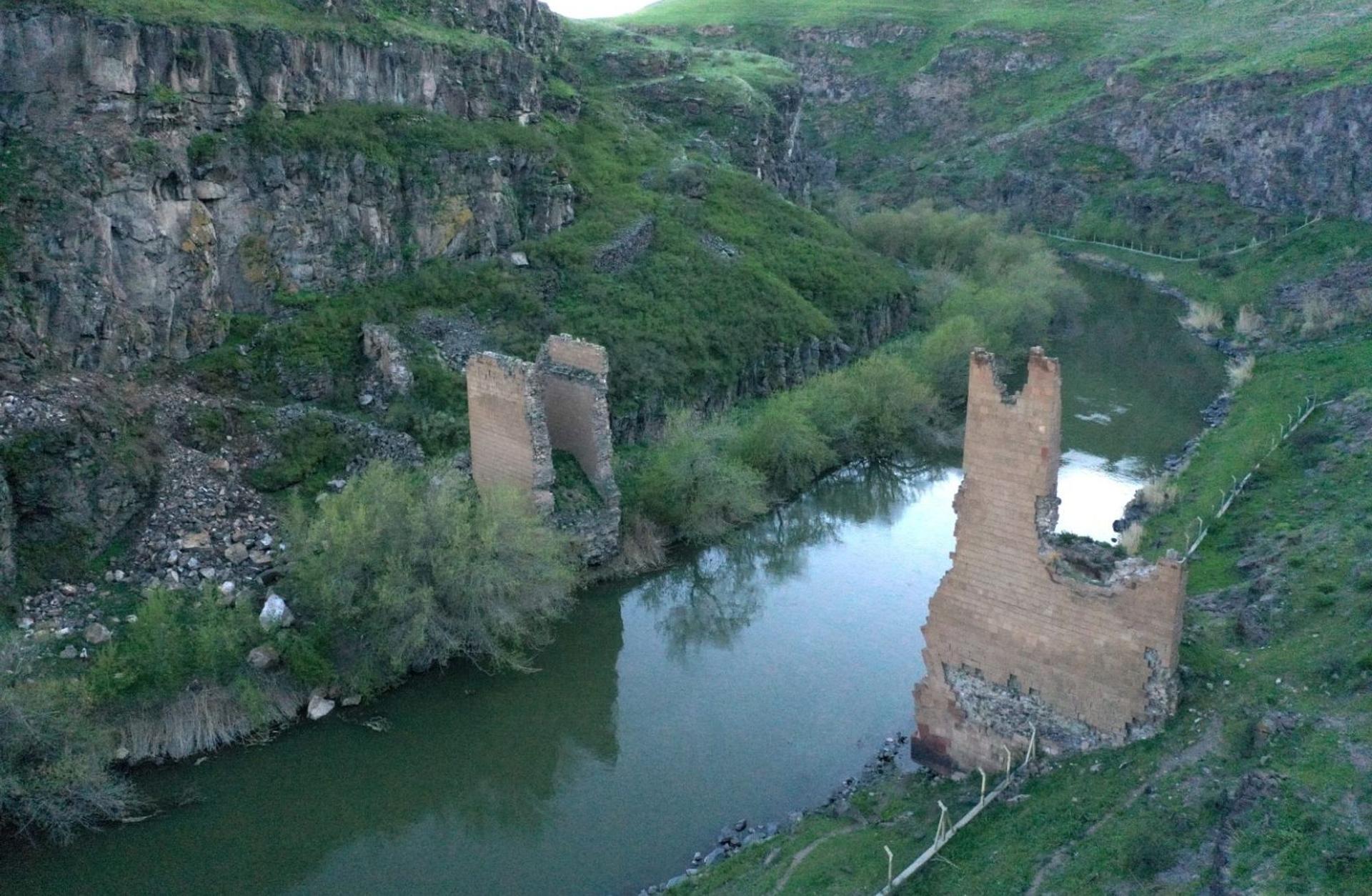 Türkiye-Ermenistan ilişkilerinde yeni bir sayfa: Ani Köprüsü neden önemli?