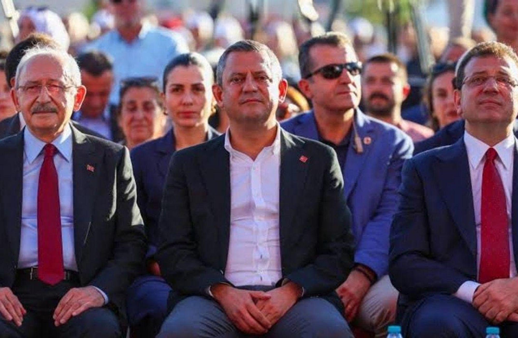 İki baba, bir kardeş arasında: Bir siyasi liderin rüştünü ispatlama sınavı