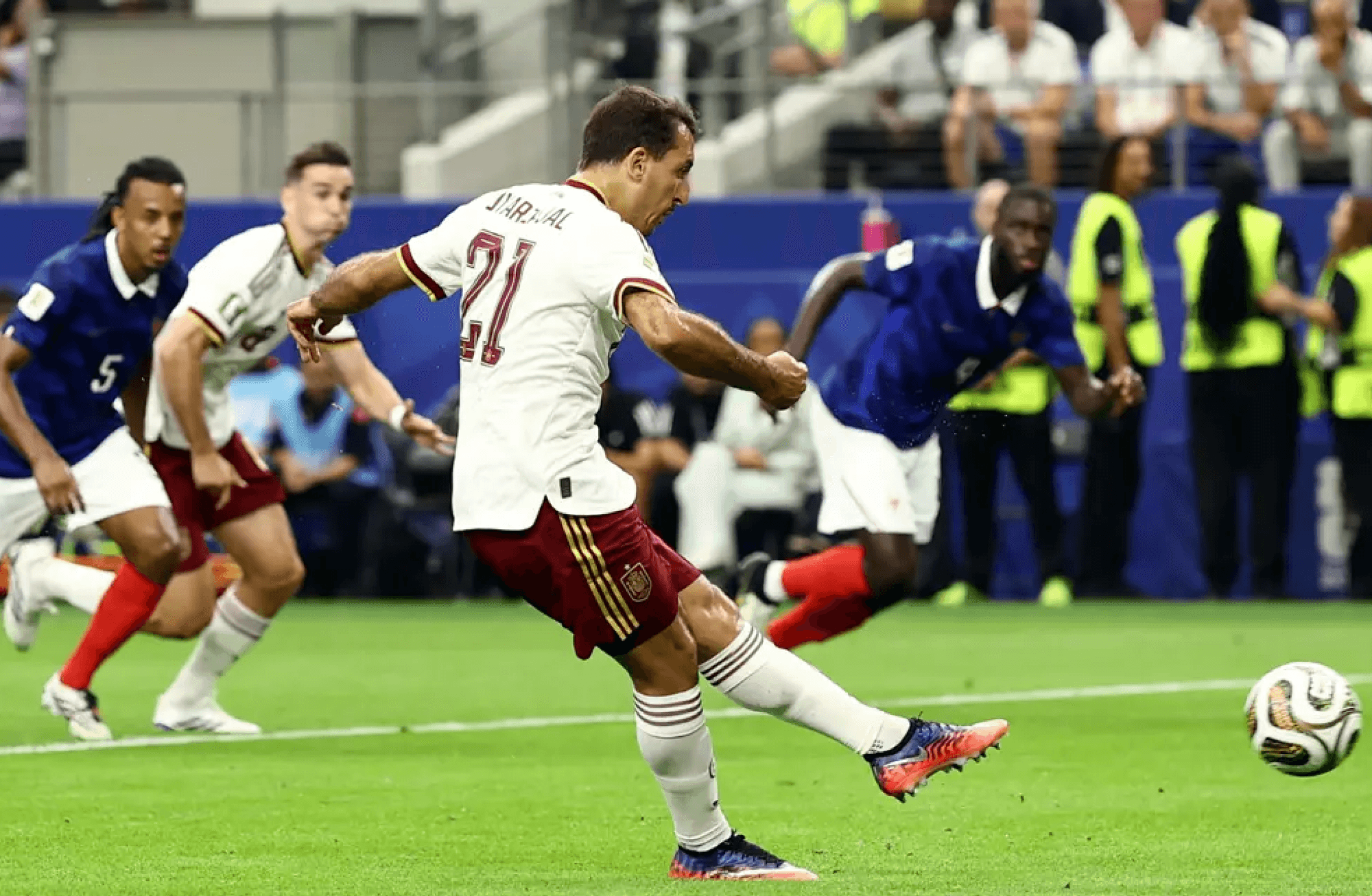 Dünya Kupası'nın ilk finalisti İspanya