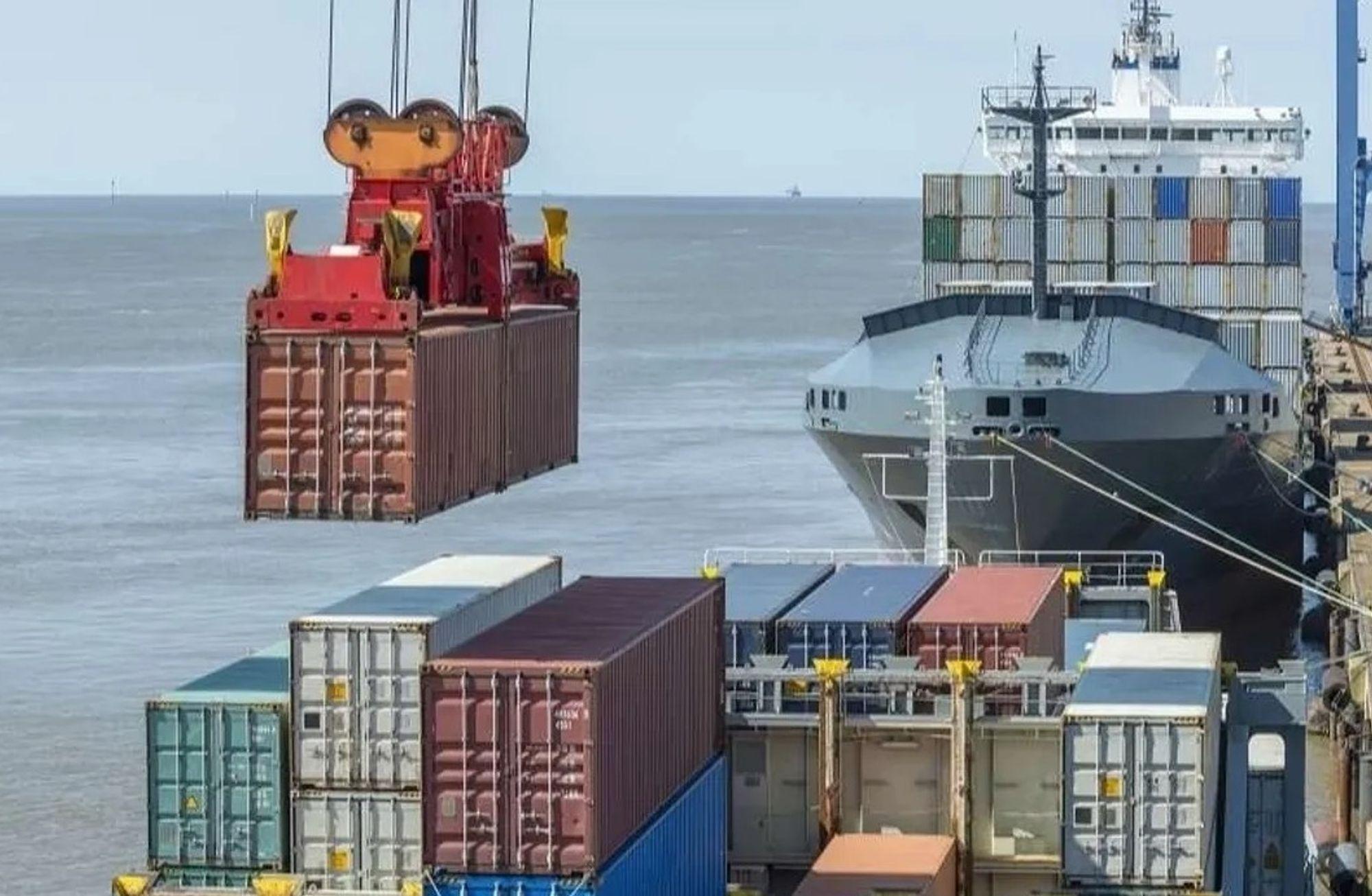 Üretimi desteklemeden ek gümrük vergisi getirmek ekonomiyi canlandırır mı?