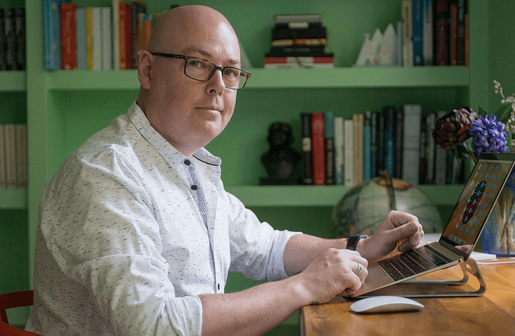 İnsan ruhunun karanlık sularında: John Boyne'un 'Elementler' serisi üzerine
