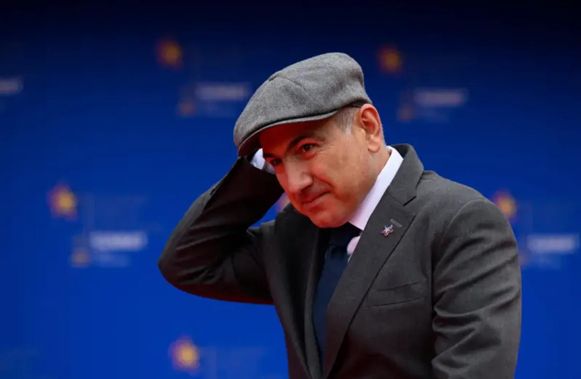 Paşinyan yeniden başbakan: Ermenistan’ı yeni dönemde ne bekliyor?