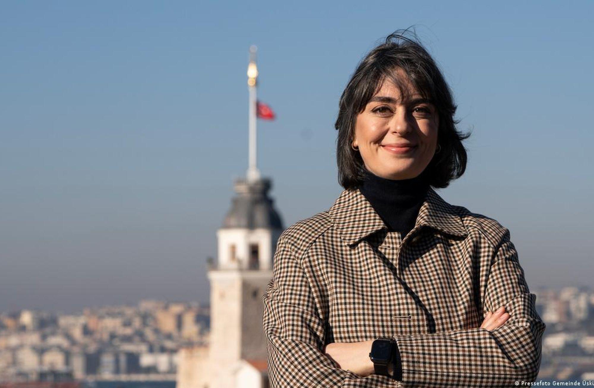 Üsküdar Belediye Başkanı Sinem Dedetaş tutuklandı