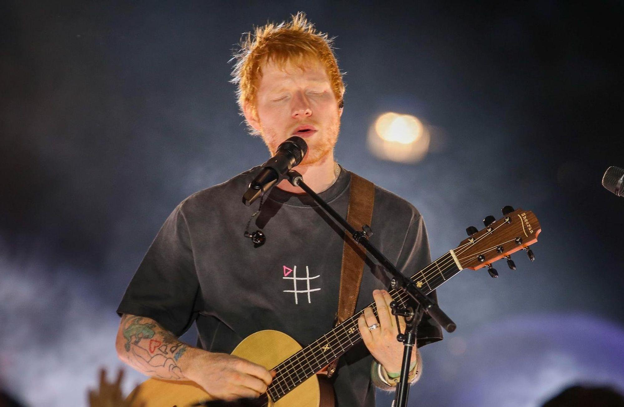 Ed Sheeran'ın apolitiklik sınavı: Müziğin tarafsızlık çağı sona mı erdi?