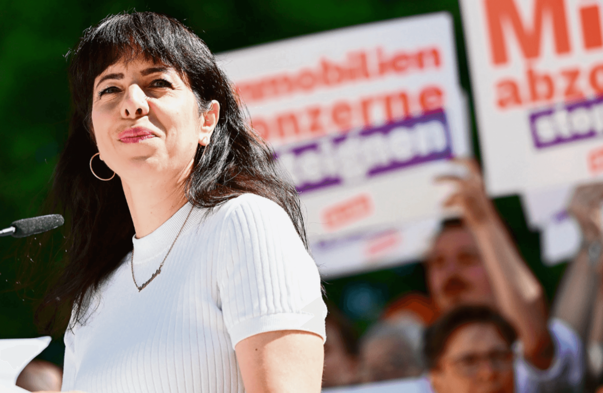 Elif für Berlin: Berlin, Elif Eralp ile sola dönebilir mi?