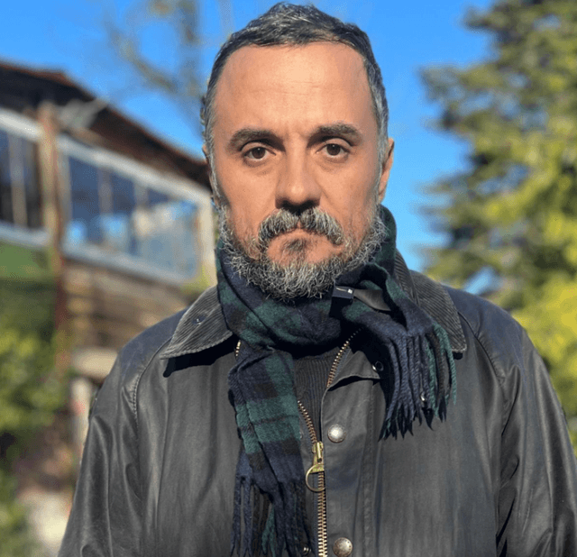 Utku Başar - Aposto