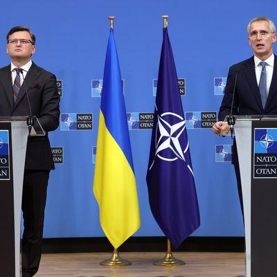 Rusya'nın "kırmızı çizgisi": Ukrayna sınırında neler oluyor?