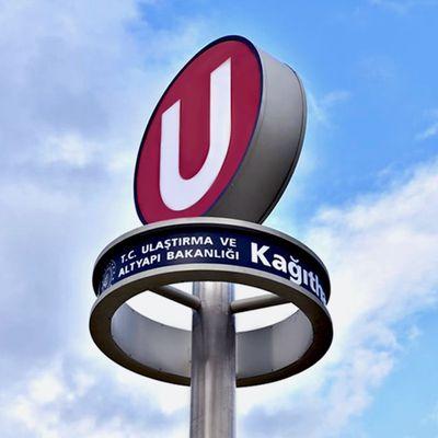 Metro simgesi ve "hizmeti ayrıştırma" tartışması