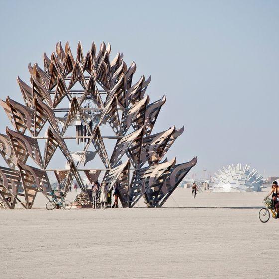 Burning Man ve Sotheby’s iş birliği