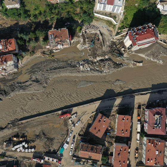 Karadeniz'de sel felaketinin etkileri