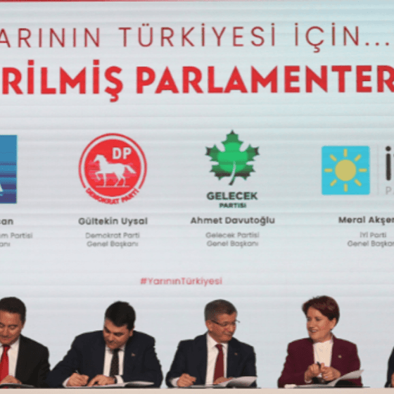 "Demokrasiye dönüşün belgesi": Mutabakat metni 