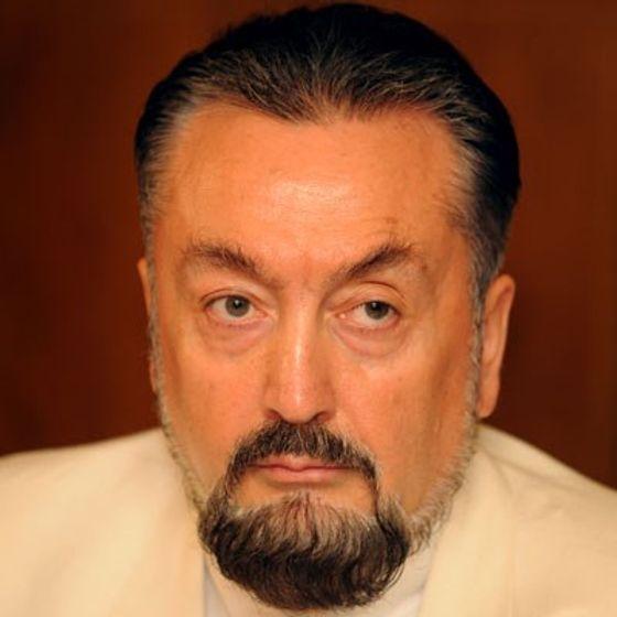 🔔​ Adnan Oktar'a 8 bin 658 yıl hapis cezası