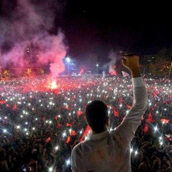 Siyasetin “nöbetçi yıldızı”: Ekrem İmamoğlu 